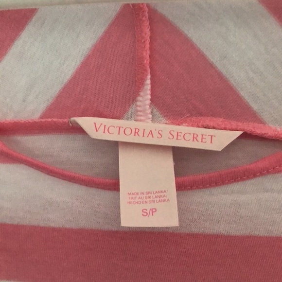 Victoria’s secret oversized striped top NWOT size SP - Picture 2 of 5